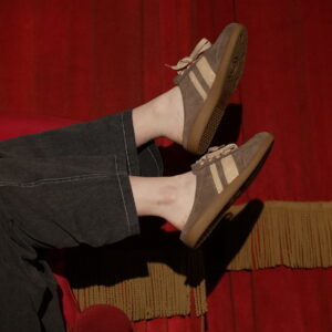 FLAT DEPORTIVO MOCCA-BLACK-RED